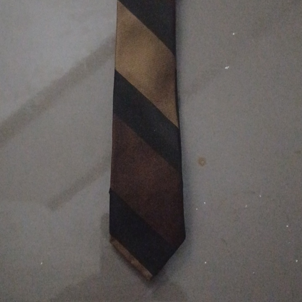 VTG Wembley Brown, Olive and Black Striped Tie